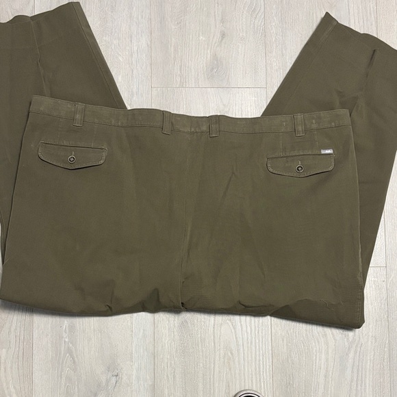 🔥BUNDLESALE Mens 54/31 Saint Hilaire Classic Pleated Chinos Pants Khakis - Picture 6 of 8